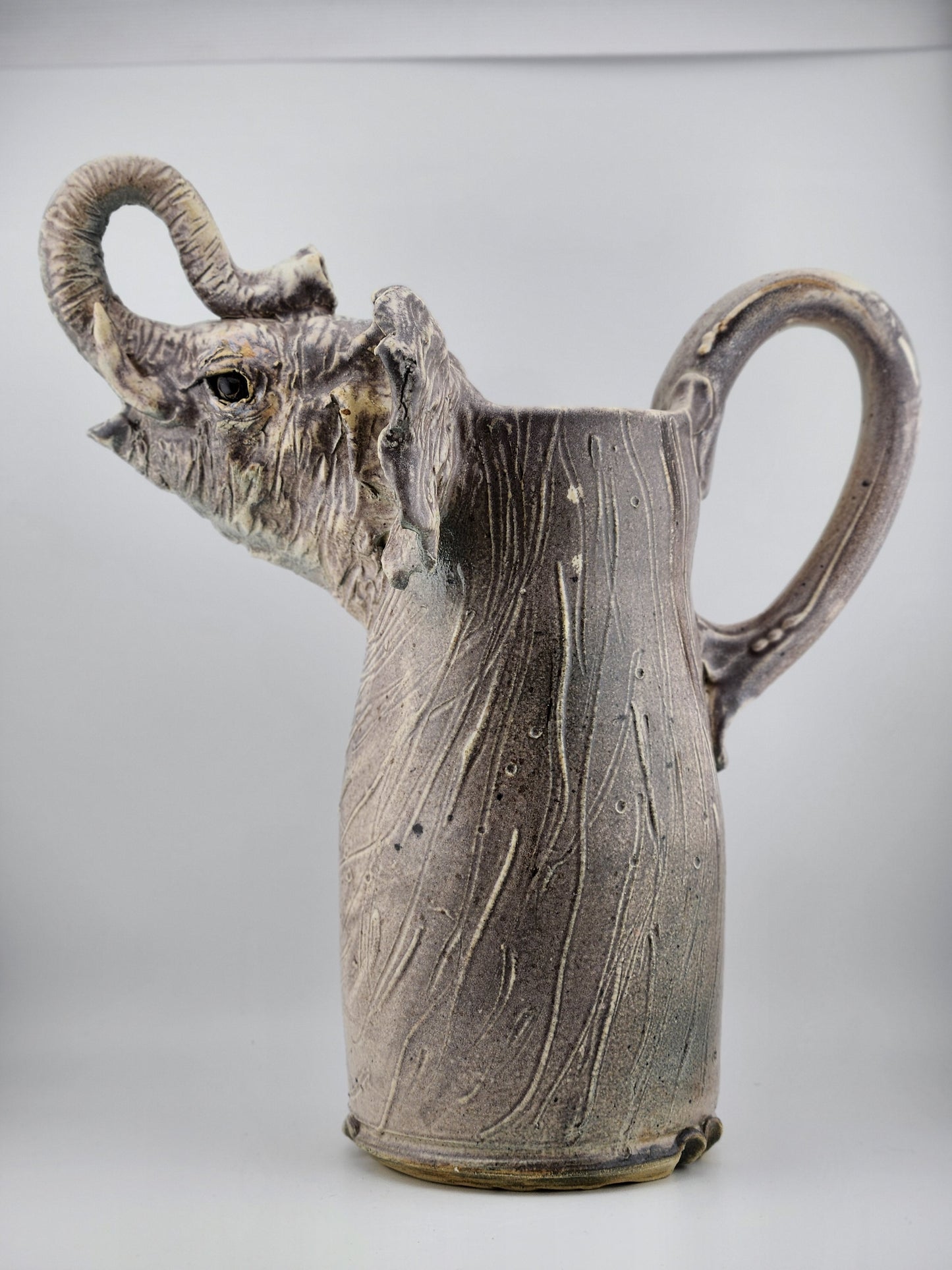 Elephant Pitcher