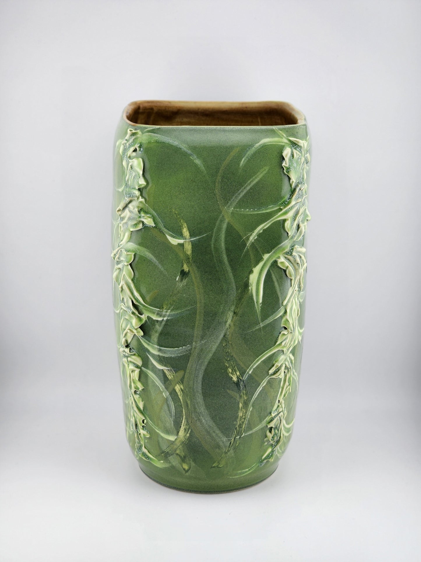 Green Leaves Four Corners Vase