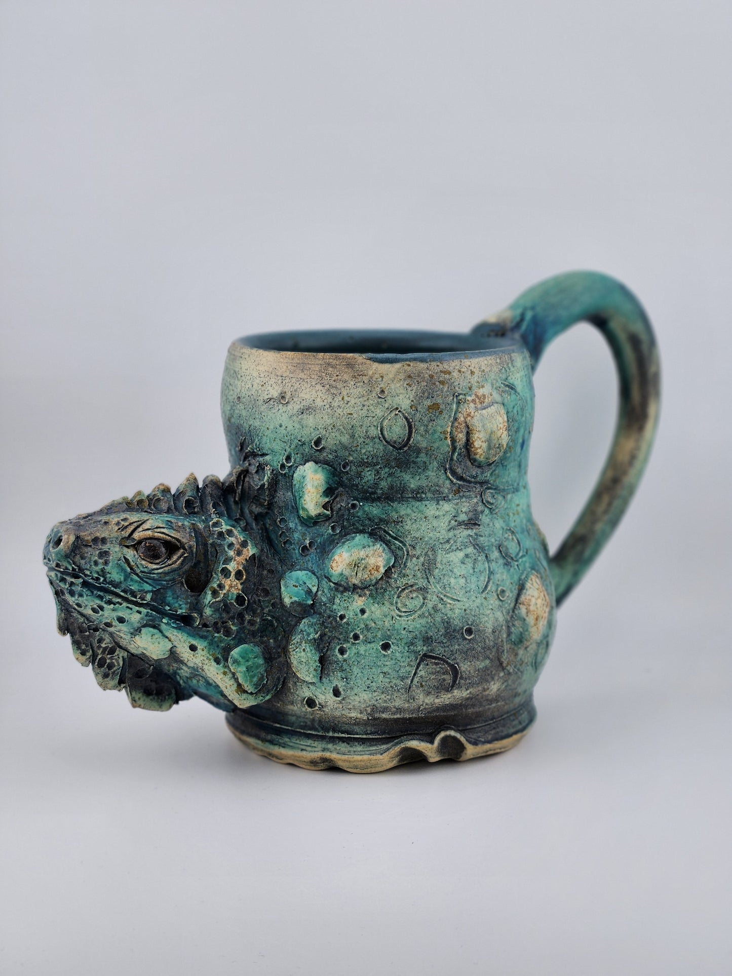 Iguana Mug