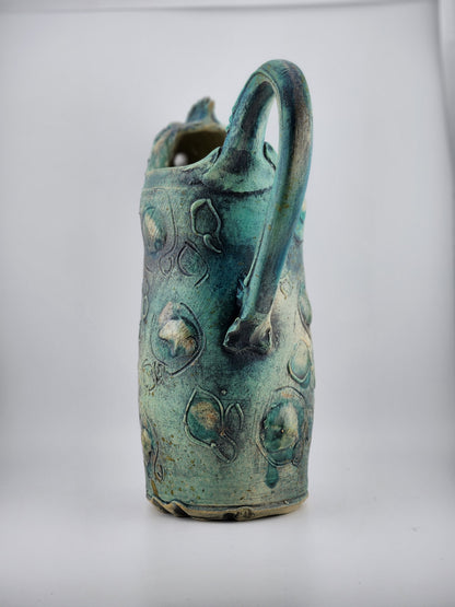 Iguana Pitcher