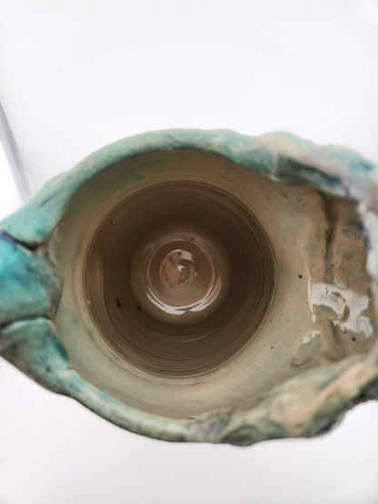 Iguana Pitcher
