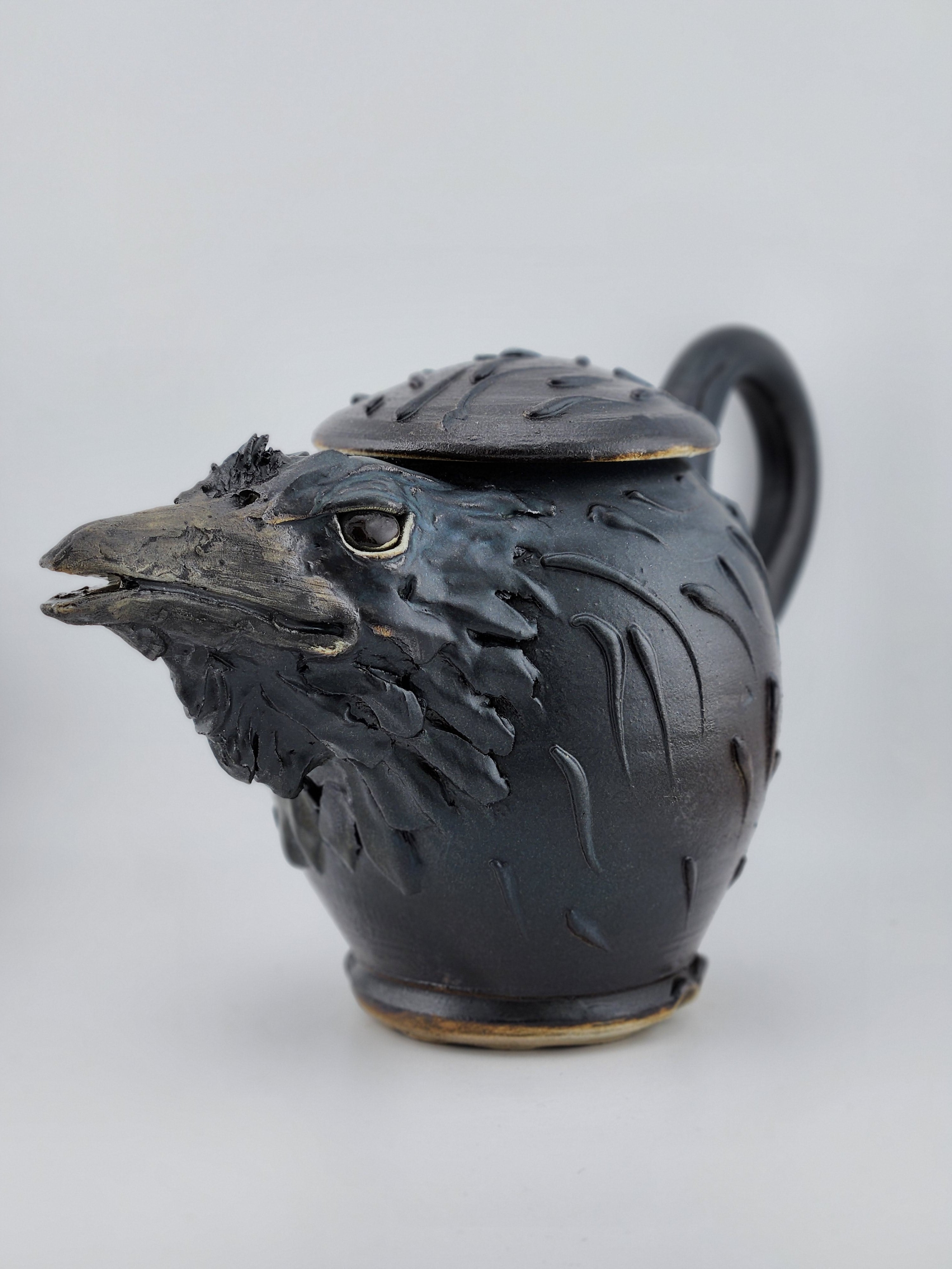Raven Teapot