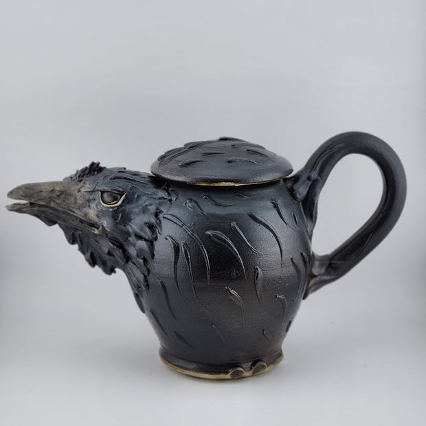Raven Teapot