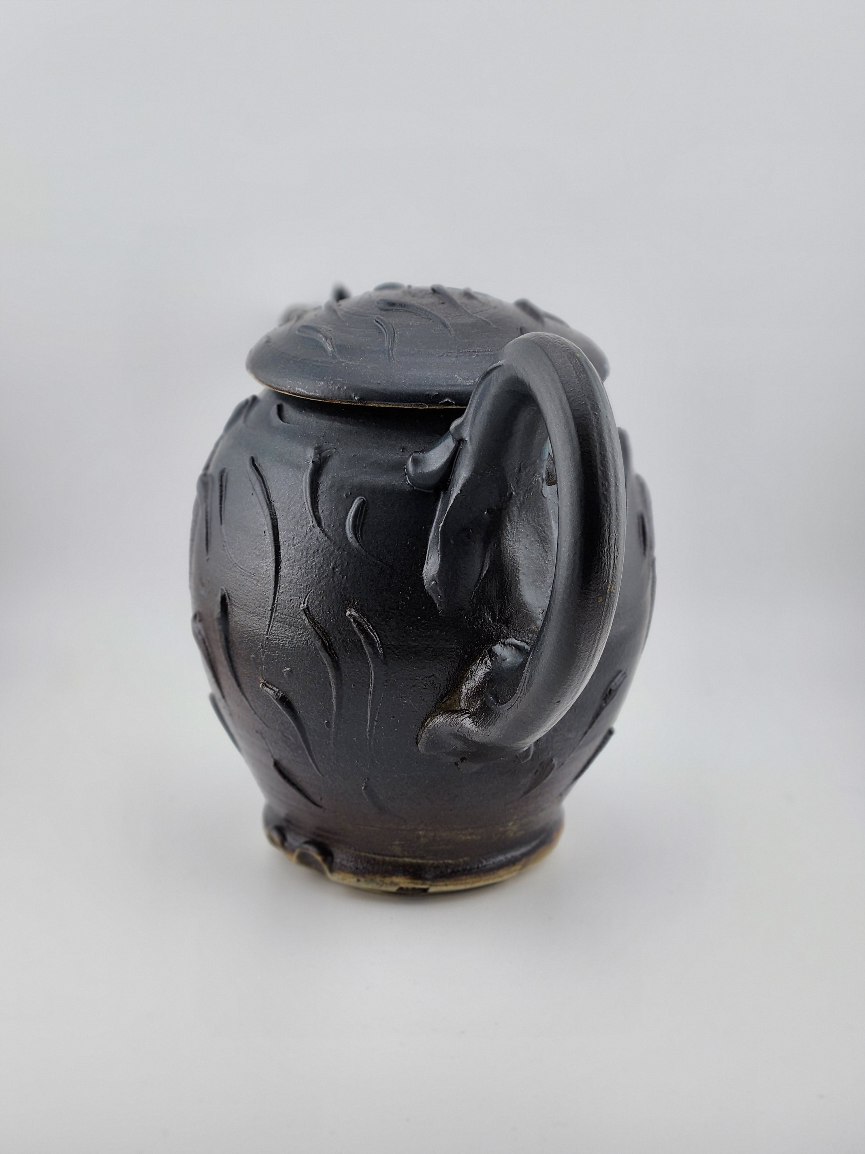 Raven Teapot