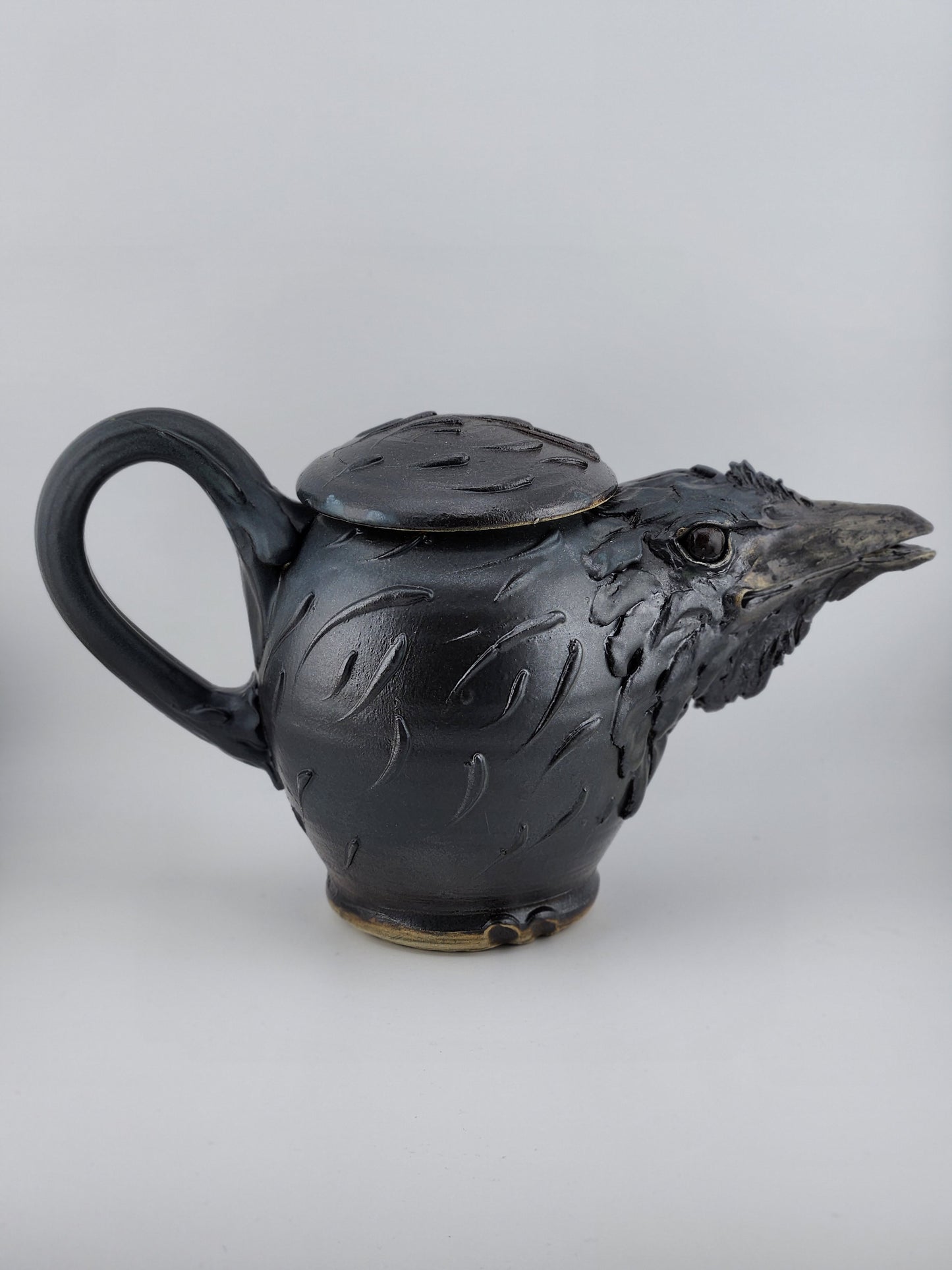 Raven Teapot