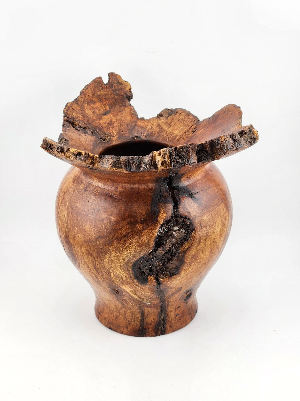 76 Cherry Vase Burl