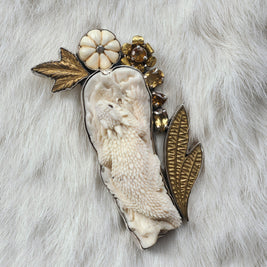 Carved Lizard Citrine Pendant/Pin