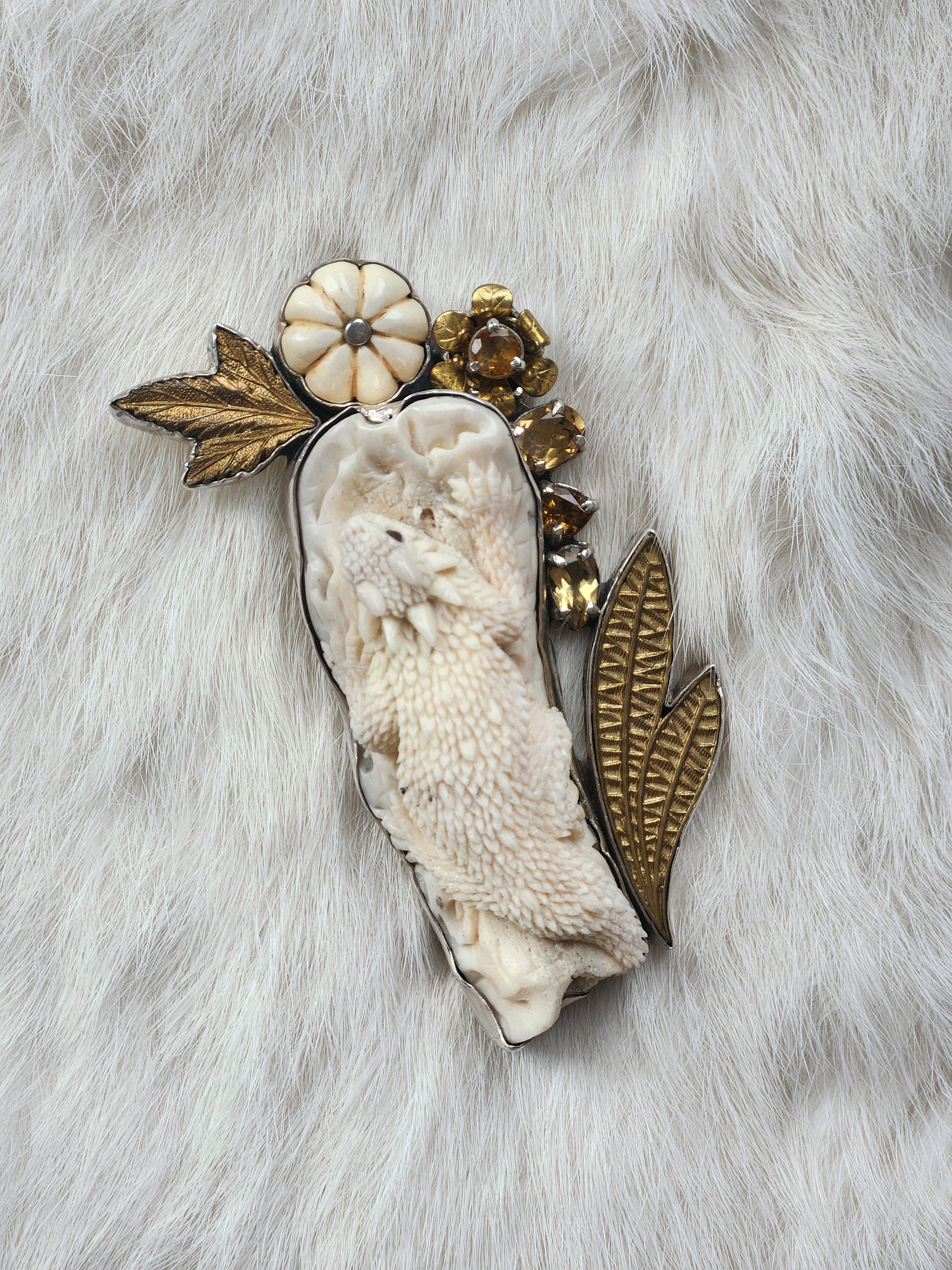 Carved Lizard Citrine Pendant/Pin