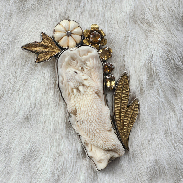 Carved Lizard Citrine Pendant/Pin