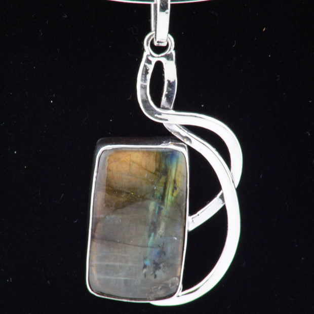 Labradorite Pendant