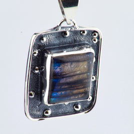 Labradorite Pendant
