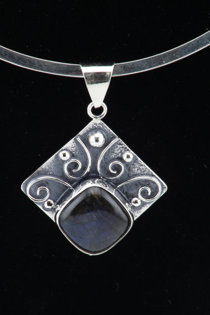 Labradorite Pendant