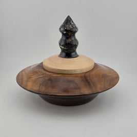 Sm Wal/Maple Lid Vessel
