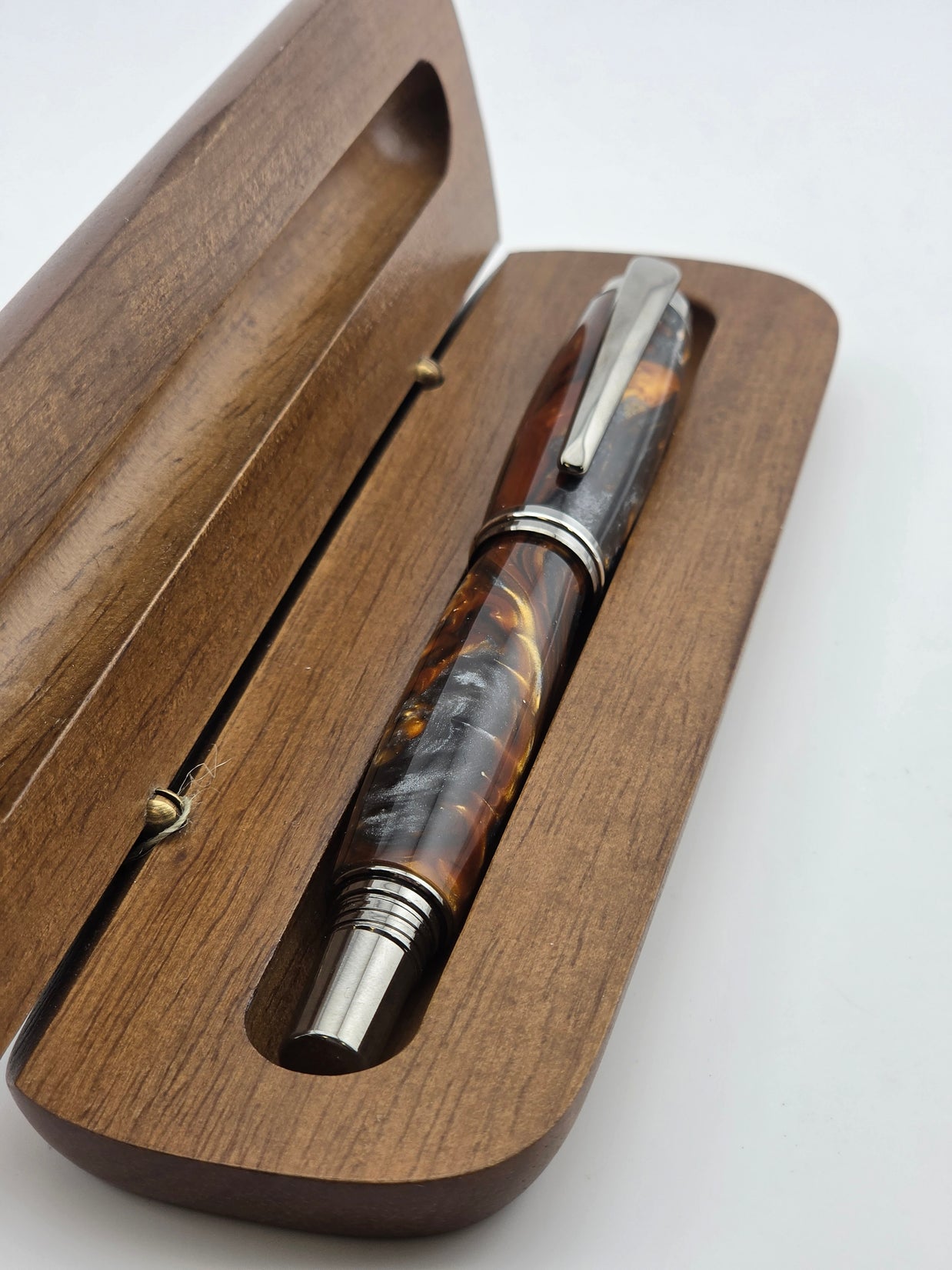 TE-10 GSM Gentleman's Rollerball SM Pen