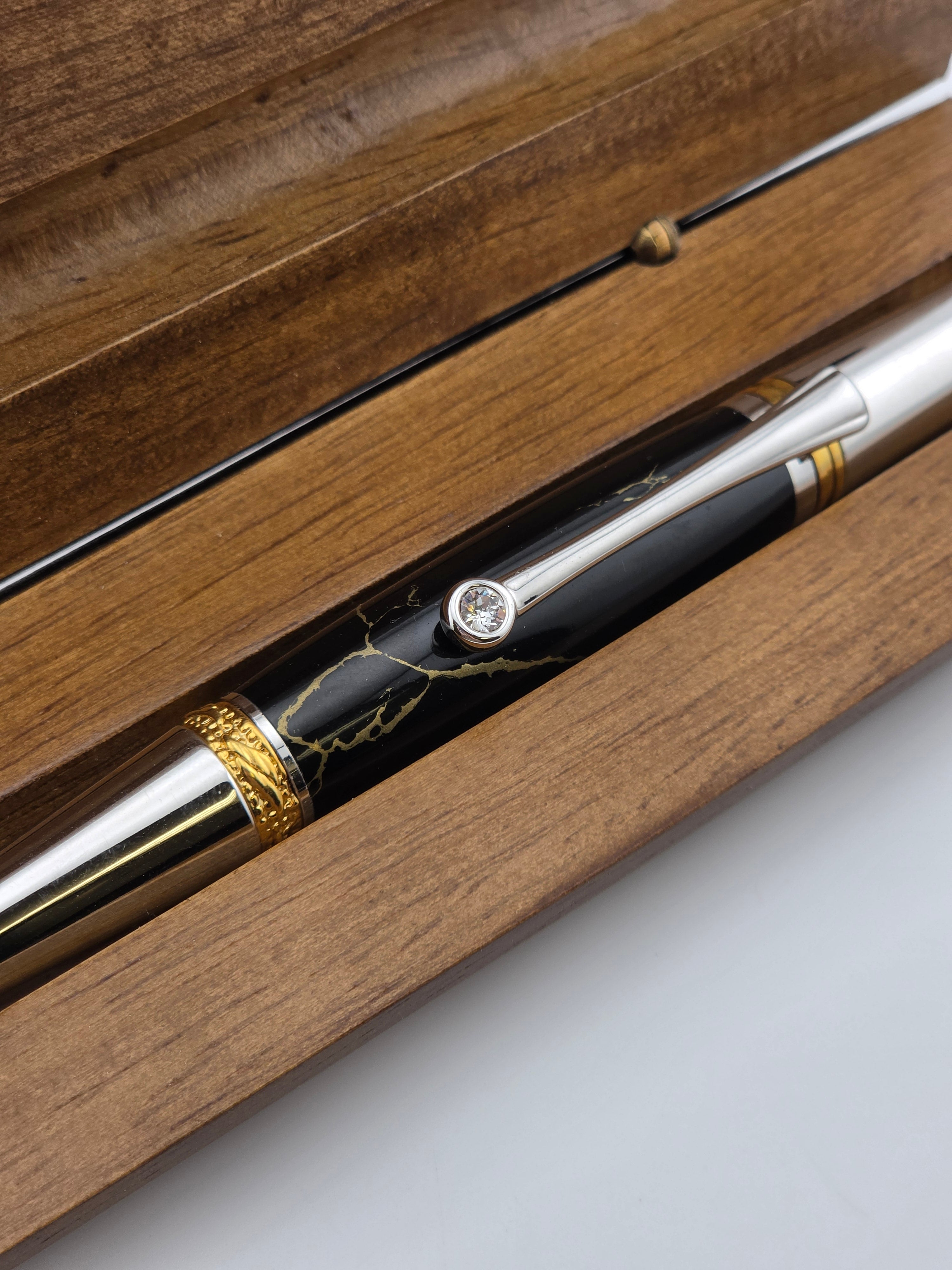TE-11 MST Majestic Squire Truestone Pen