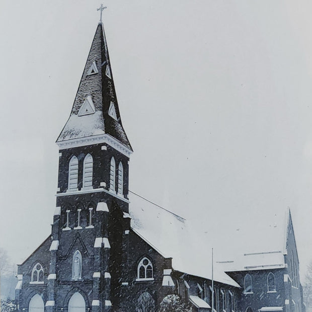 St. Thomas Black & White